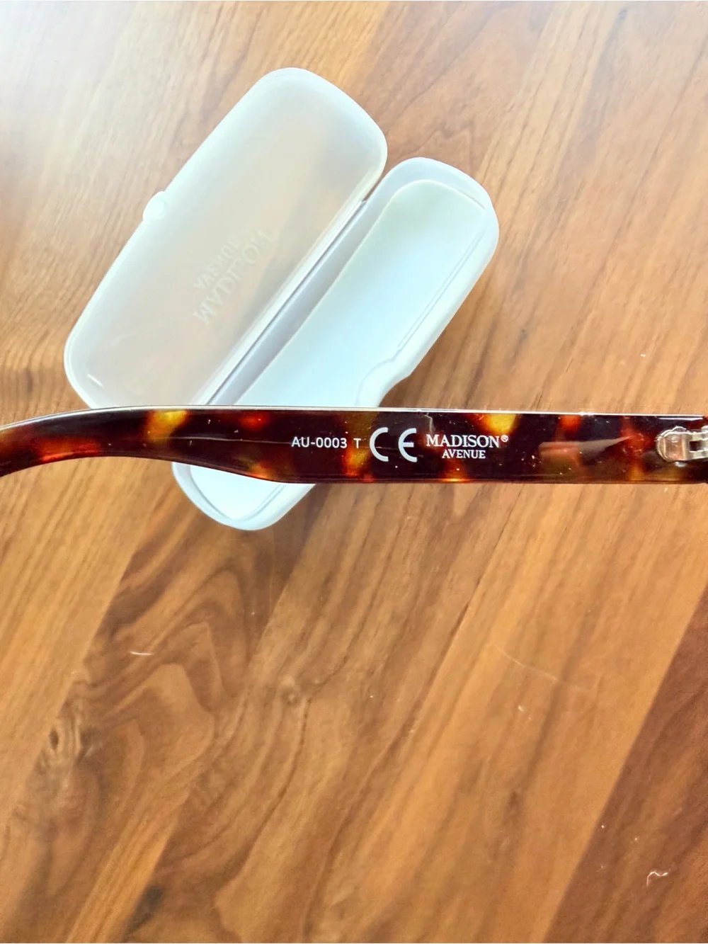 Madison Avenue women’s Tortoiseshell blue light blocker Eyeglasses